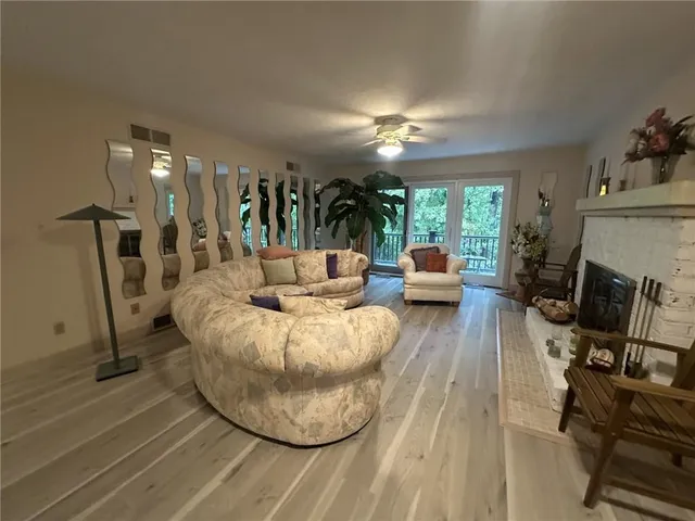 $279,900 | 1039 Glade Park East, Kittanning, PA 16201