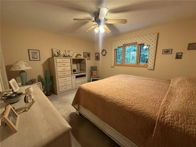 $279,900 | 1039 Glade Park East, Kittanning, PA 16201