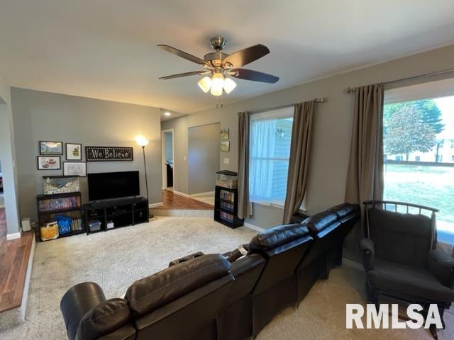 1601 Riverview Drive Macomb, IL 61455 - Photo 6 of 31