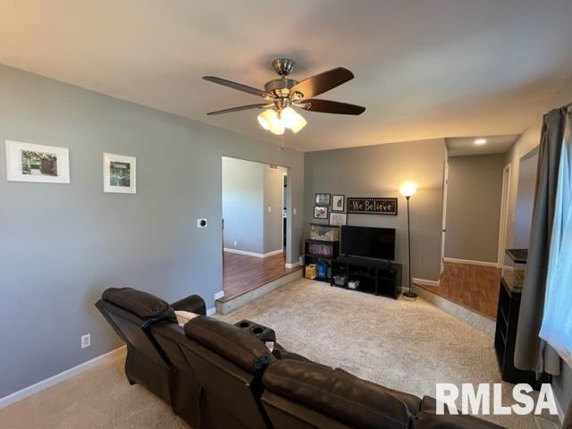 1601 Riverview Drive Macomb, IL 61455 - Photo 8 of 31