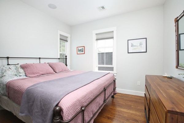 35 Rossmore Road, Unit 3 Boston, MA 02130 - Photo 4 of 12 Gallery Image 4