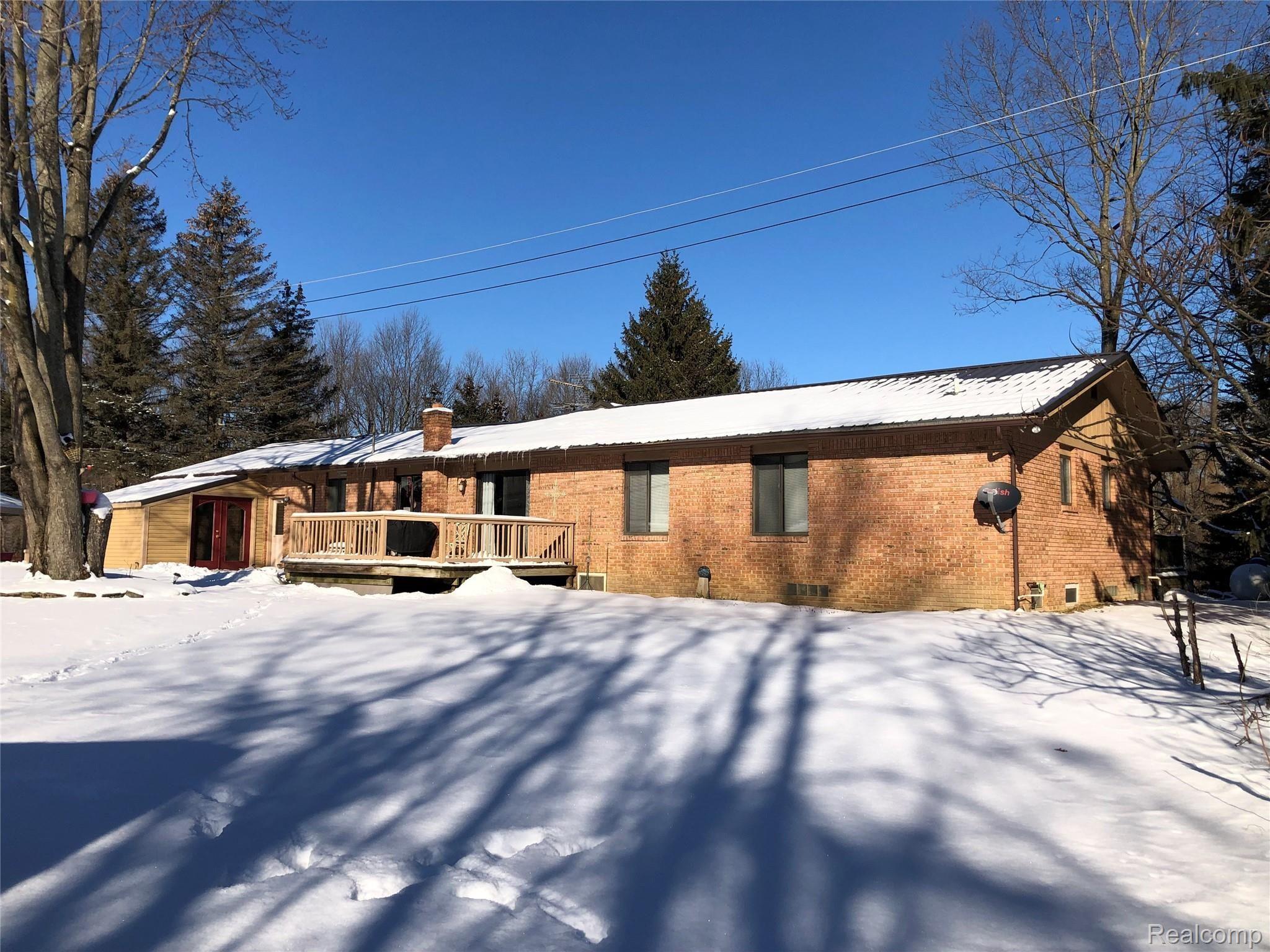 5208 Casey Road Dryden, MI 48428 - Photo 3 of 52 Rear elevation