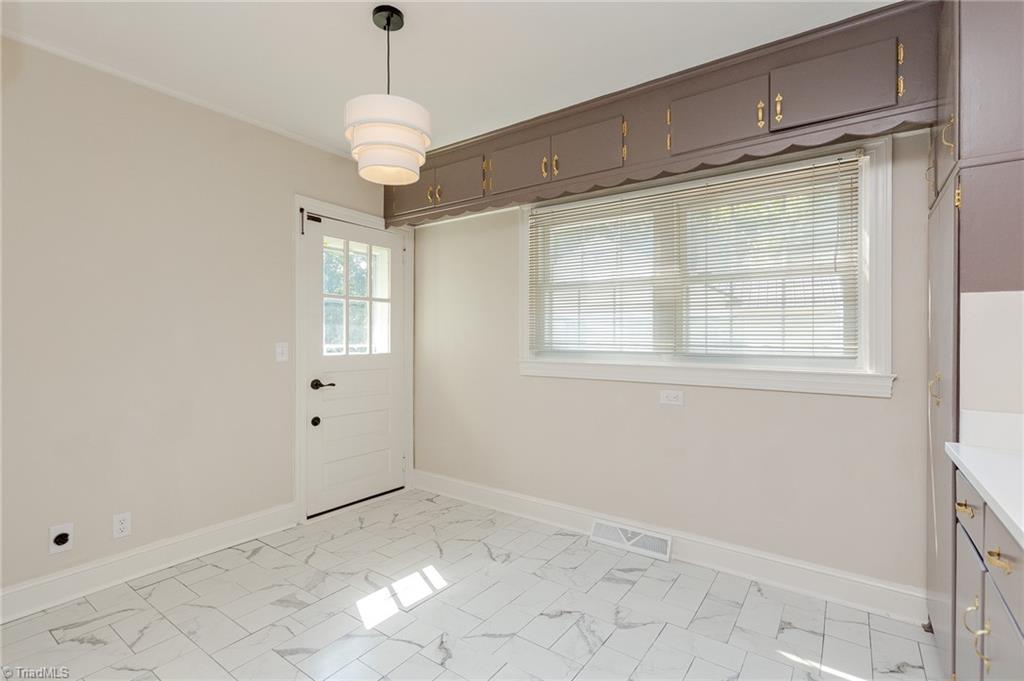 317 Ridgecrest Road Asheboro, NC 27203 - Photo 12 of 43 Gallery Image 12