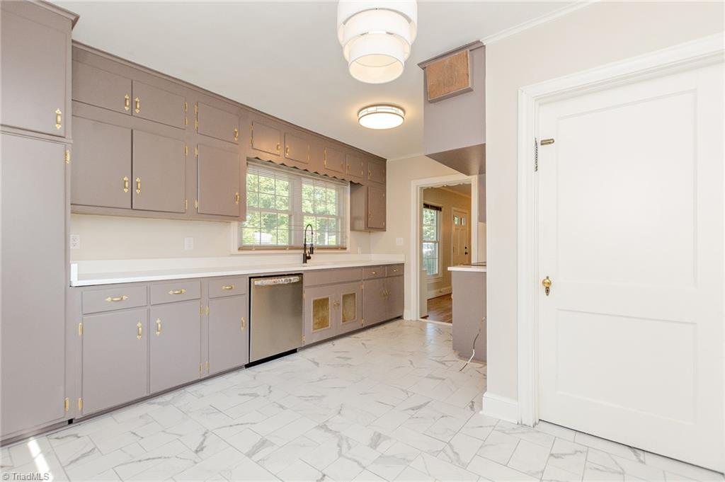 317 Ridgecrest Road Asheboro, NC 27203 - Photo 13 of 43 Gallery Image 13
