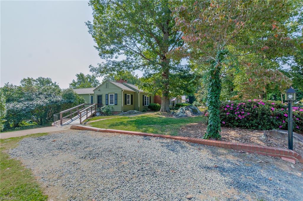 317 Ridgecrest Road Asheboro, NC 27203 - Photo 4 of 43 Gallery Image 4
