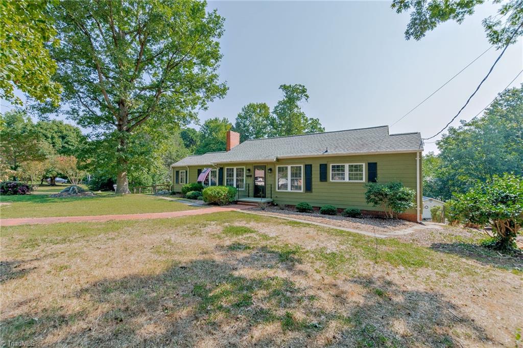 317 Ridgecrest Road Asheboro, NC 27203 - Photo 6 of 43 Gallery Image 6
