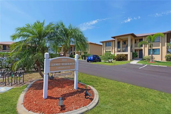 $199,000 | 3221 White Ibis Court, Unit D2, Punta Gorda, FL 33950