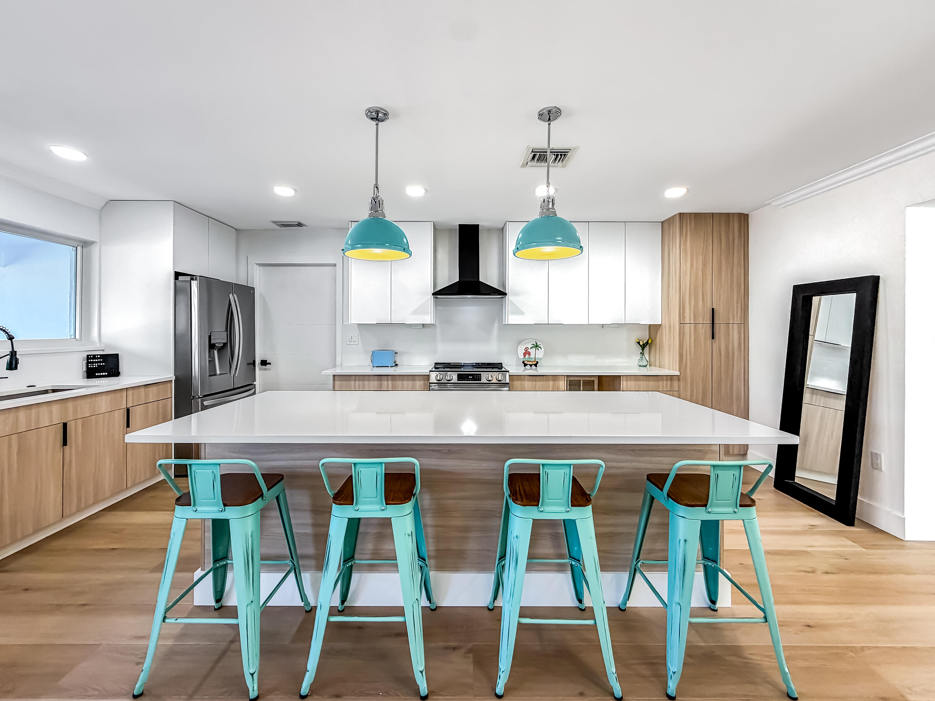 1098 West Camino Real Boca Raton, FL 33486 - Photo 16 of 55 Kitchen