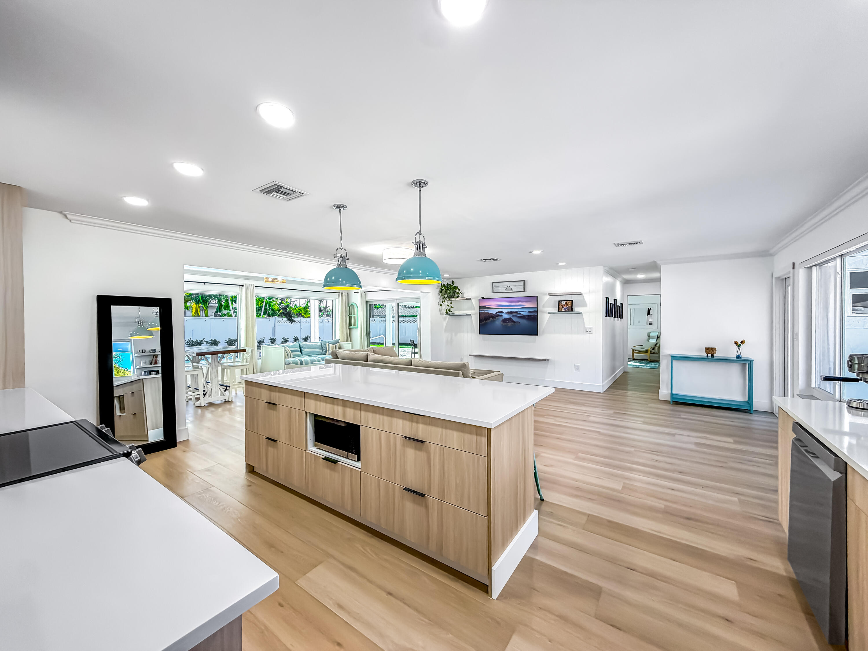 1098 West Camino Real Boca Raton, FL 33486 - Photo 20 of 55 Kitchen