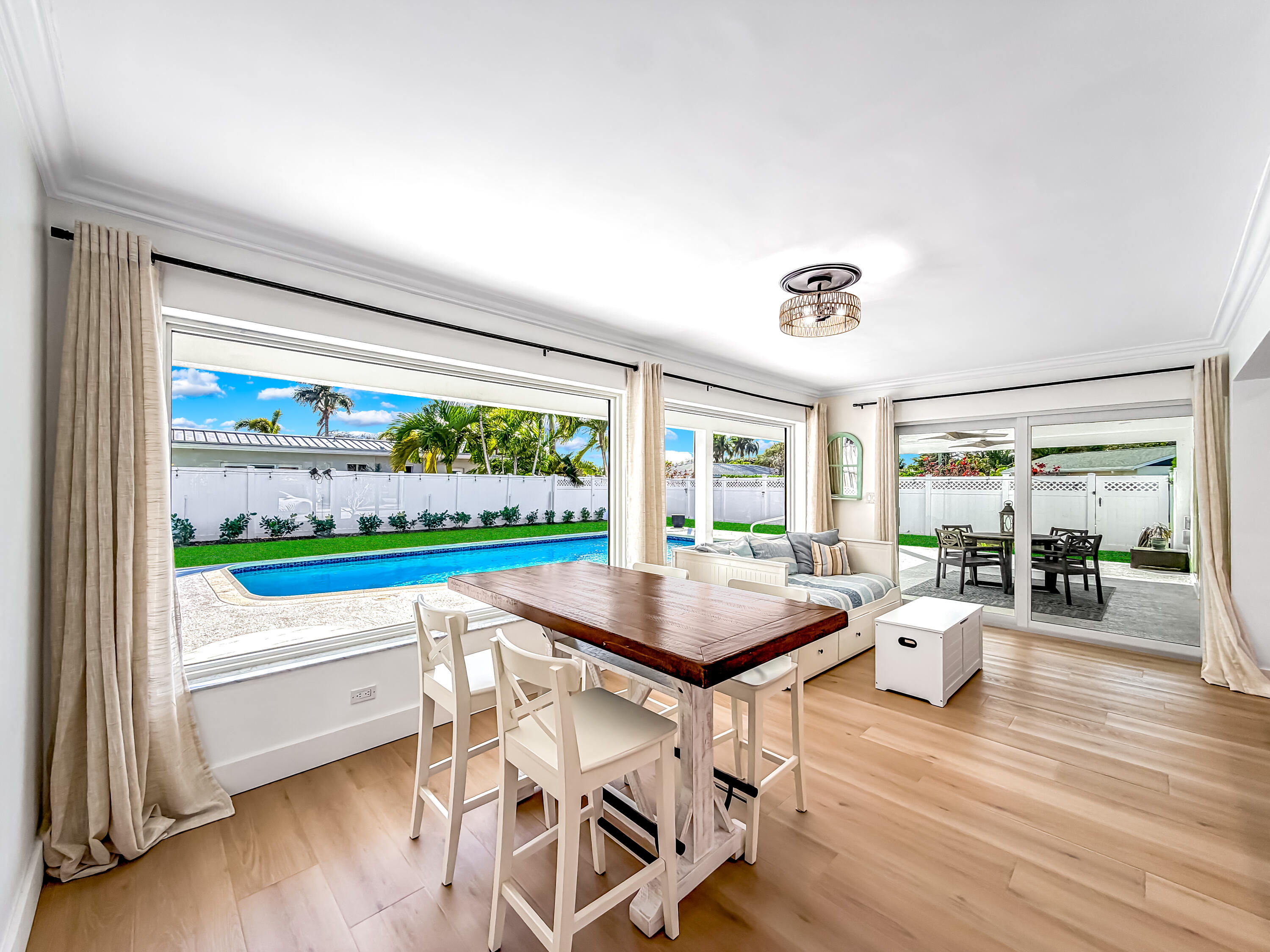 1098 West Camino Real Boca Raton, FL 33486 - Photo 26 of 55 Dining Area Original