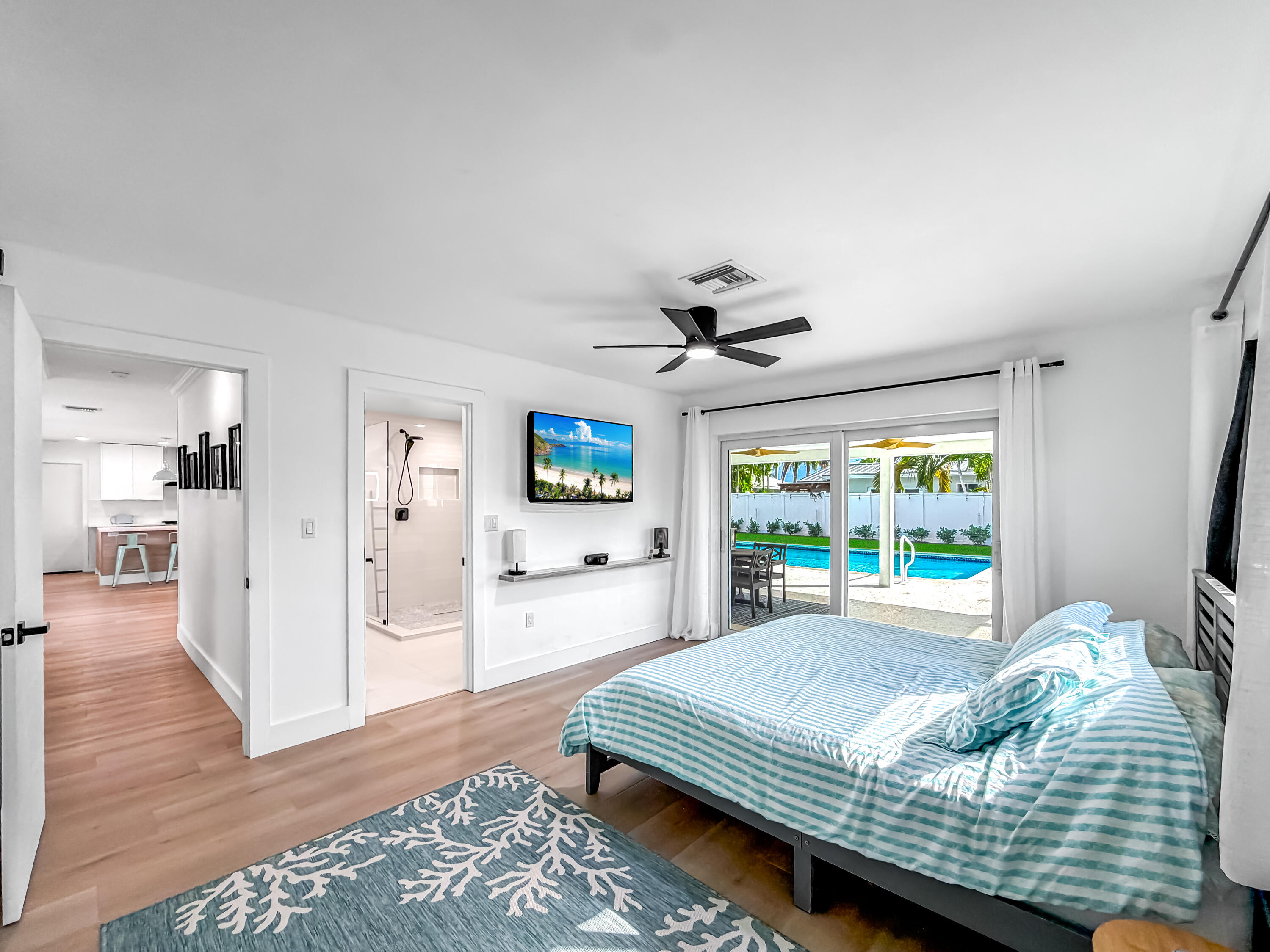 1098 West Camino Real Boca Raton, FL 33486 - Photo 37 of 55 Primary Bedroom