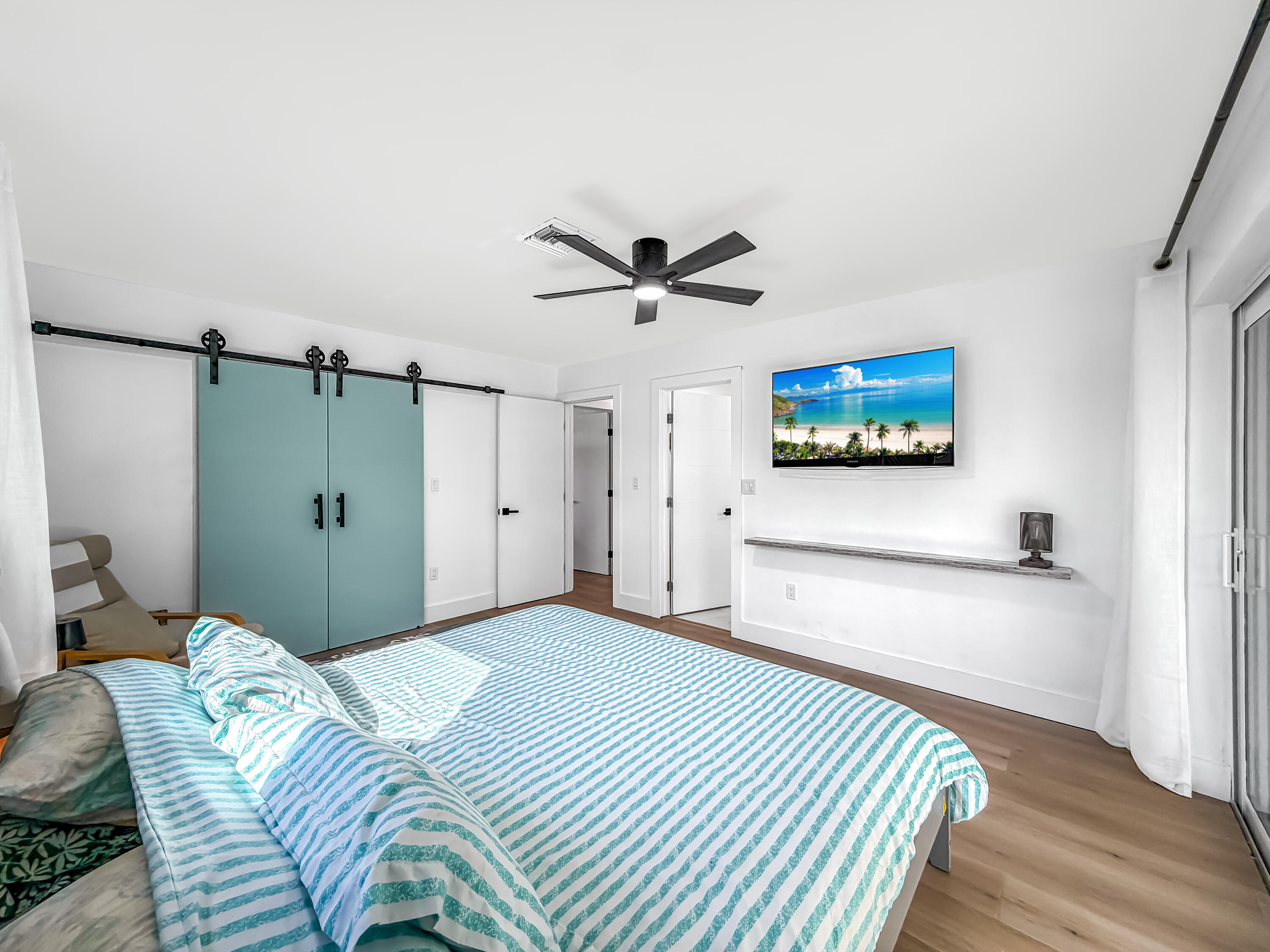 1098 West Camino Real Boca Raton, FL 33486 - Photo 39 of 55 Primary Bedroom