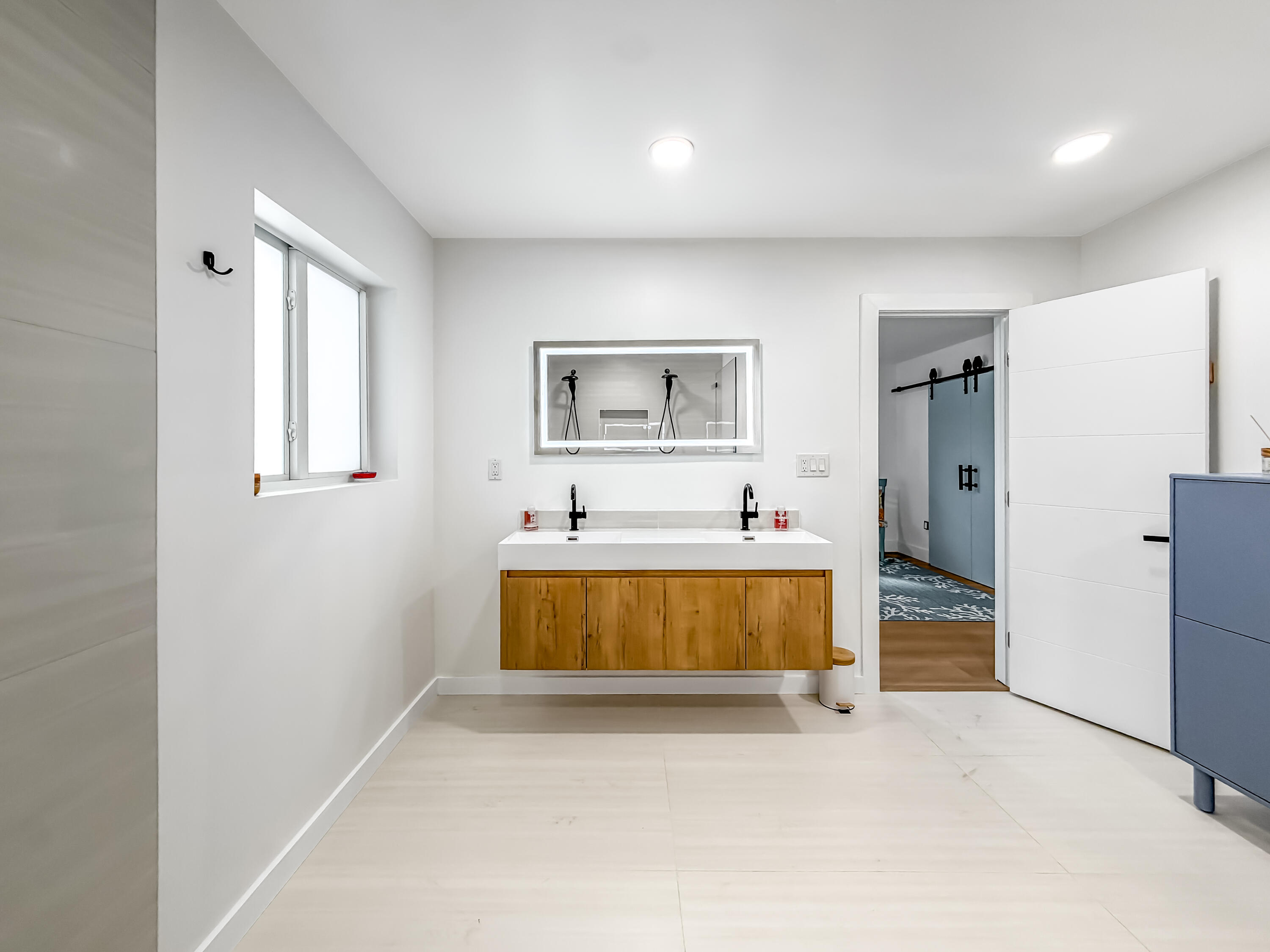 1098 West Camino Real Boca Raton, FL 33486 - Photo 42 of 55 Primary Bathroom