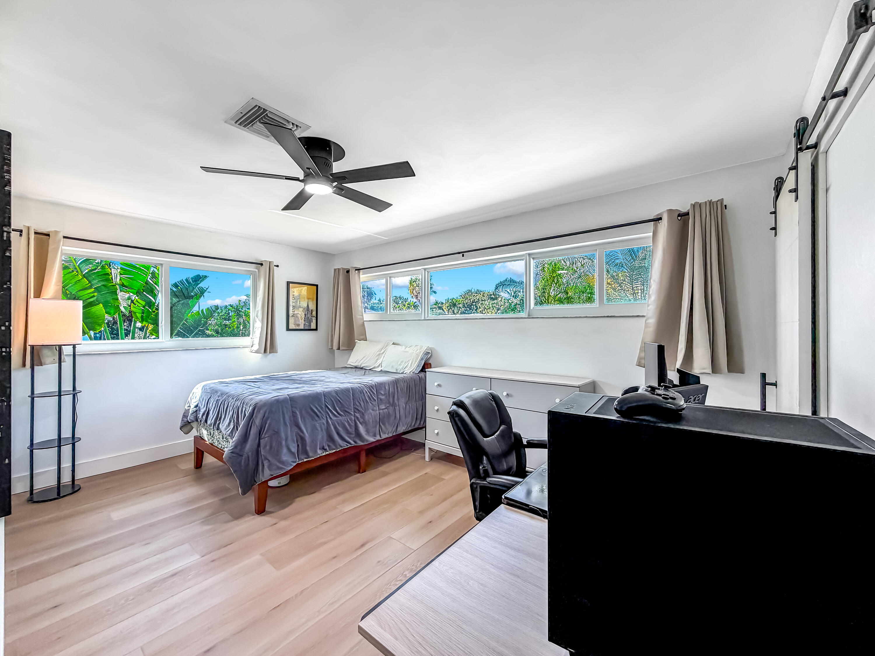 1098 West Camino Real Boca Raton, FL 33486 - Photo 44 of 55 Bedroom 2