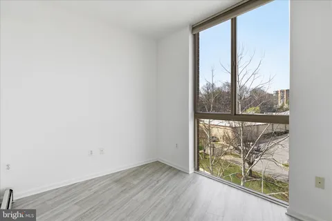 $400,000 | 3210 North Leisure World Boulevard, Unit 420, Silver Spring, MD 20906