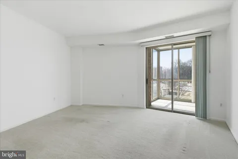 $400,000 | 3210 North Leisure World Boulevard, Unit 420, Silver Spring, MD 20906