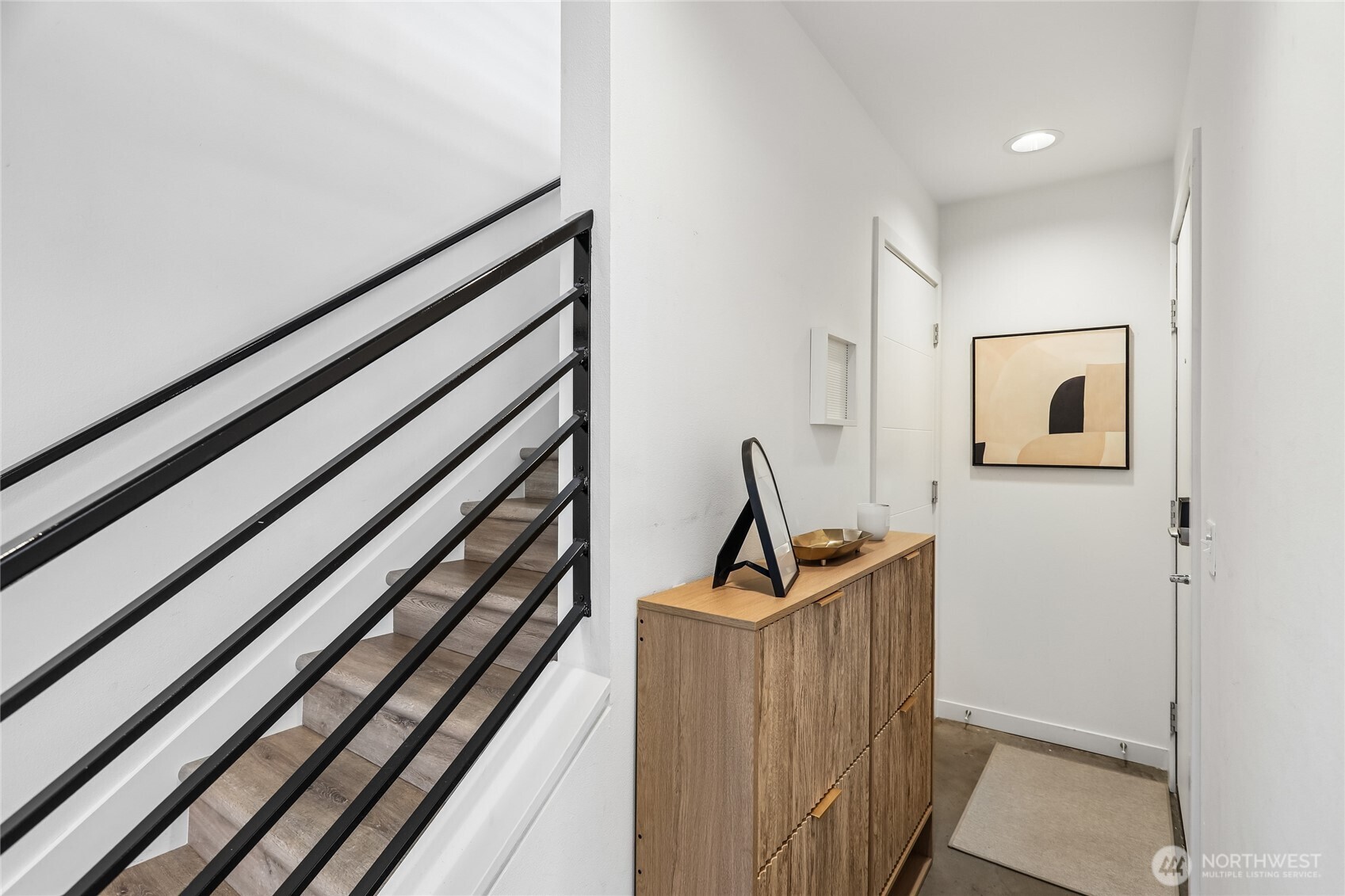 3913 Southwest Hudson Street Seattle, WA 98136 - Photo 3 of 27