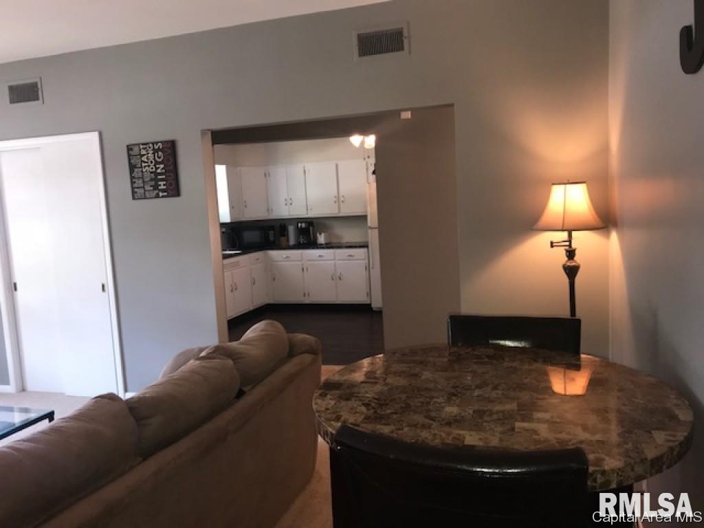 3014 South 2nd Street Springfield, IL 62703 - Photo 10 of 24