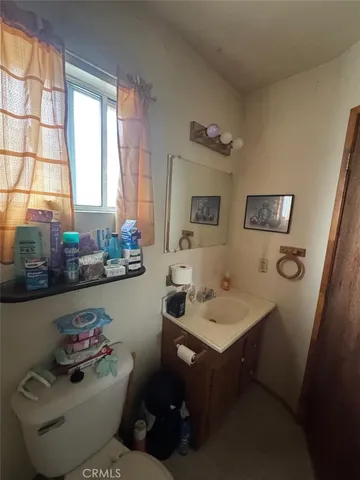 $799,900 | 348 Daisy Avenue, Long Beach, CA 90802