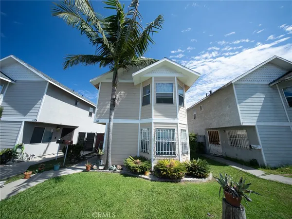 $779,000 | 348 Daisy Avenue, Long Beach, CA 90802