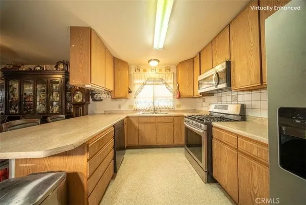 $779,000 | 348 Daisy Avenue, Long Beach, CA 90802