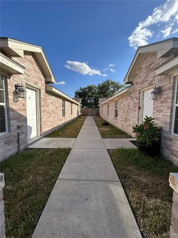 $875 | 301 West Albatross Avenue, Unit C, Pharr, TX 78577