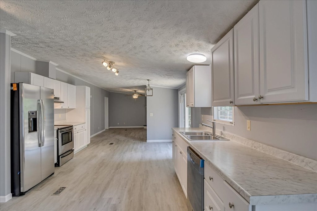 3915 Buck Road Augusta, GA 30909 - Photo 4 of 21
