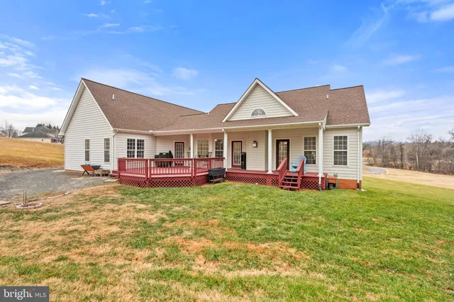 $719,900 | 18435 Snaffle Lane, Culpeper, VA 22701