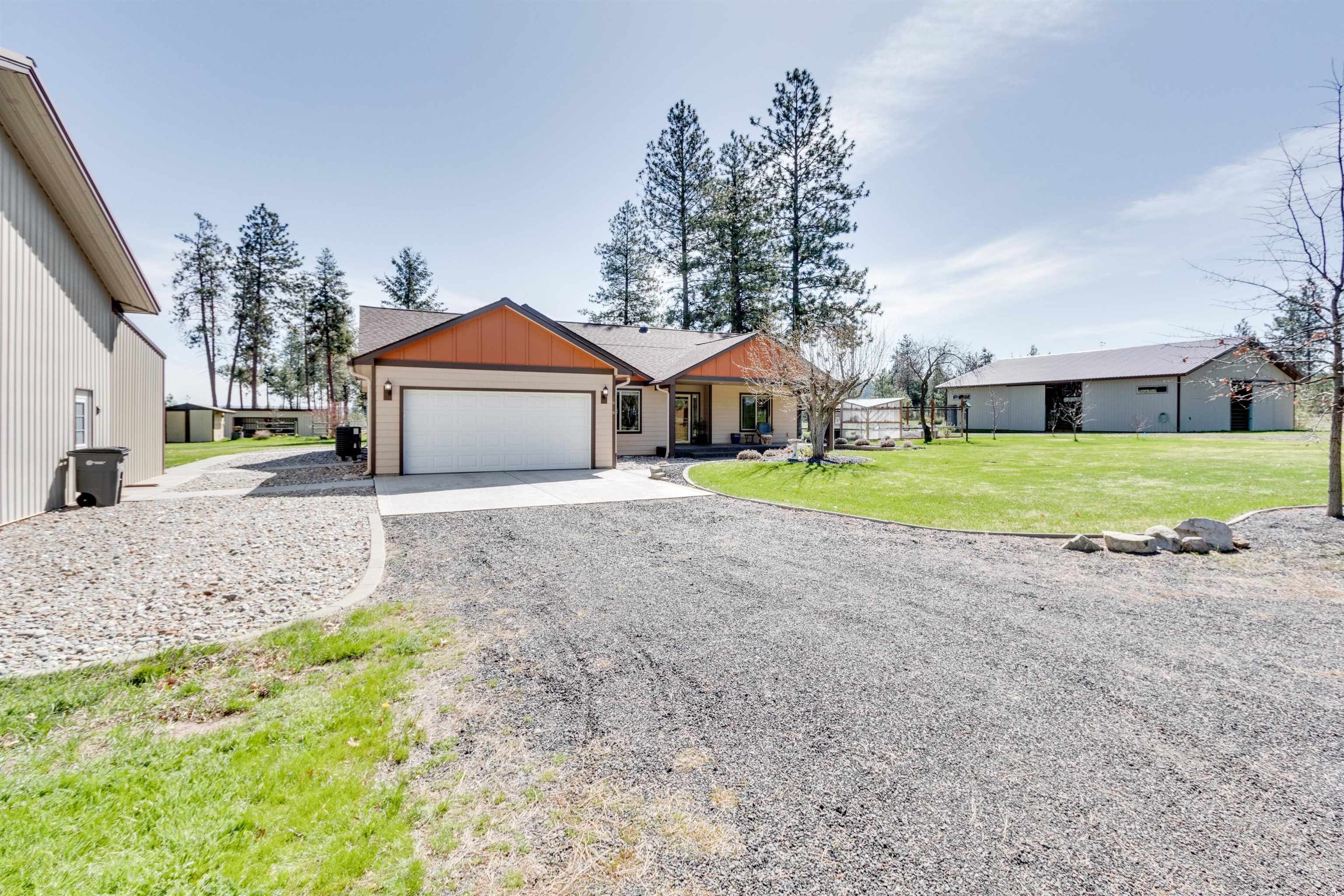 7616 North Garfield Road Spokane, WA 99224 - Photo 2 of 35