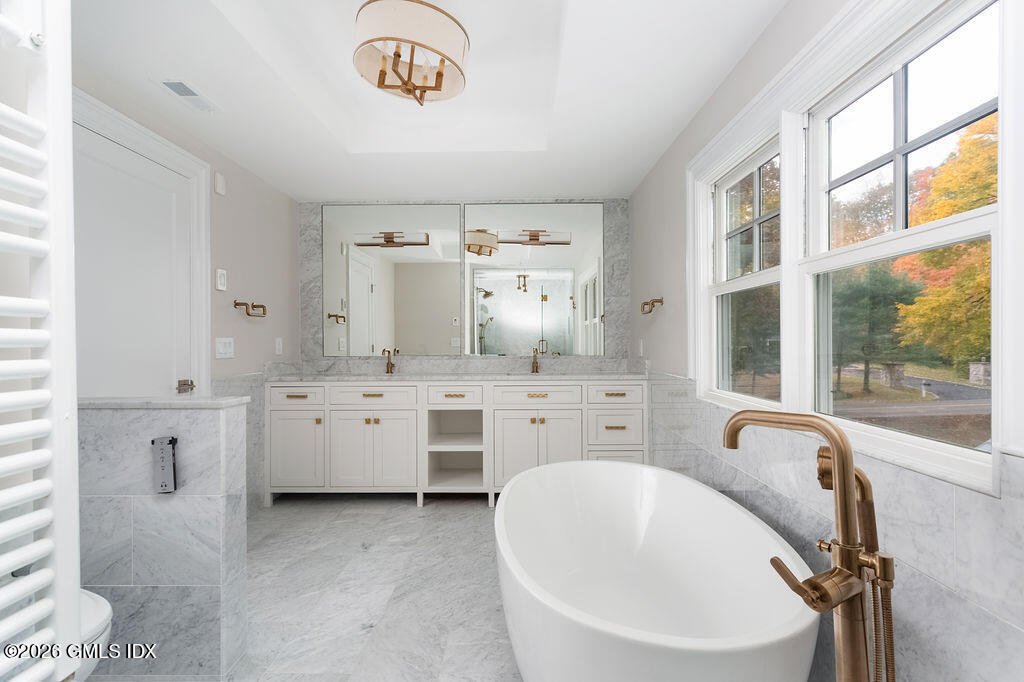 7 Bailiwick Road Greenwich, CT 06831 - Photo 34 of 45 Primary Bath