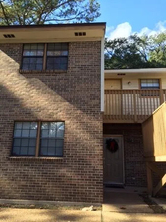 $1,395 | 1102 Greentree Court, Unit F, Tallahassee, FL 32304