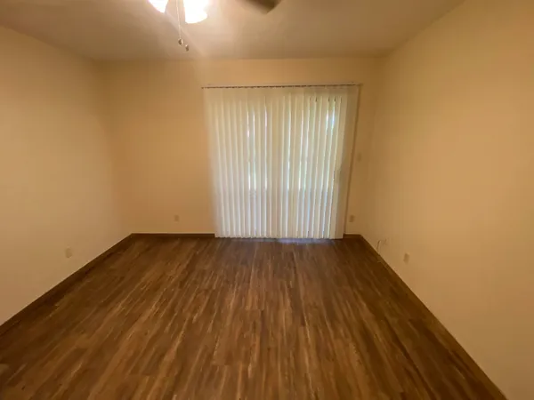 $1,395 | 1102 Greentree Court, Unit F, Tallahassee, FL 32304