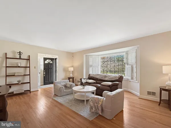 $850,000 | 3617 Patrick Henry Drive, Olney, MD 20832