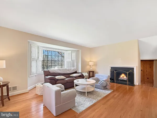 $850,000 | 3617 Patrick Henry Drive, Olney, MD 20832