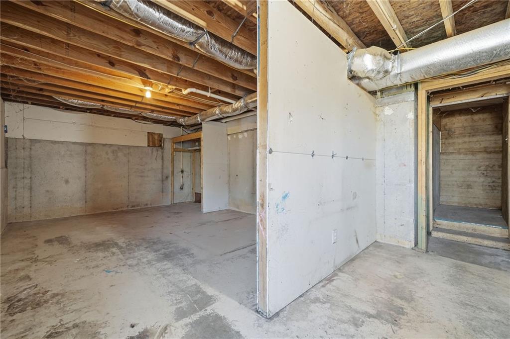 27 Larsen Ridge Adairsville, GA 30103 - Photo 32 of 47 a view of small space