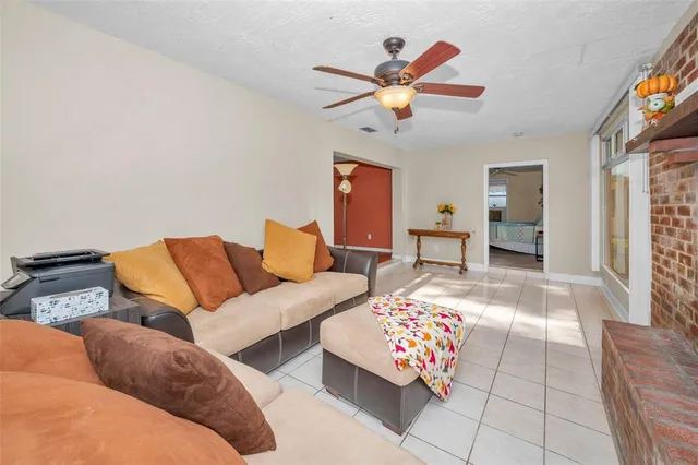 $420,000 | 2087 Hillwood Drive, Clearwater, FL 33763