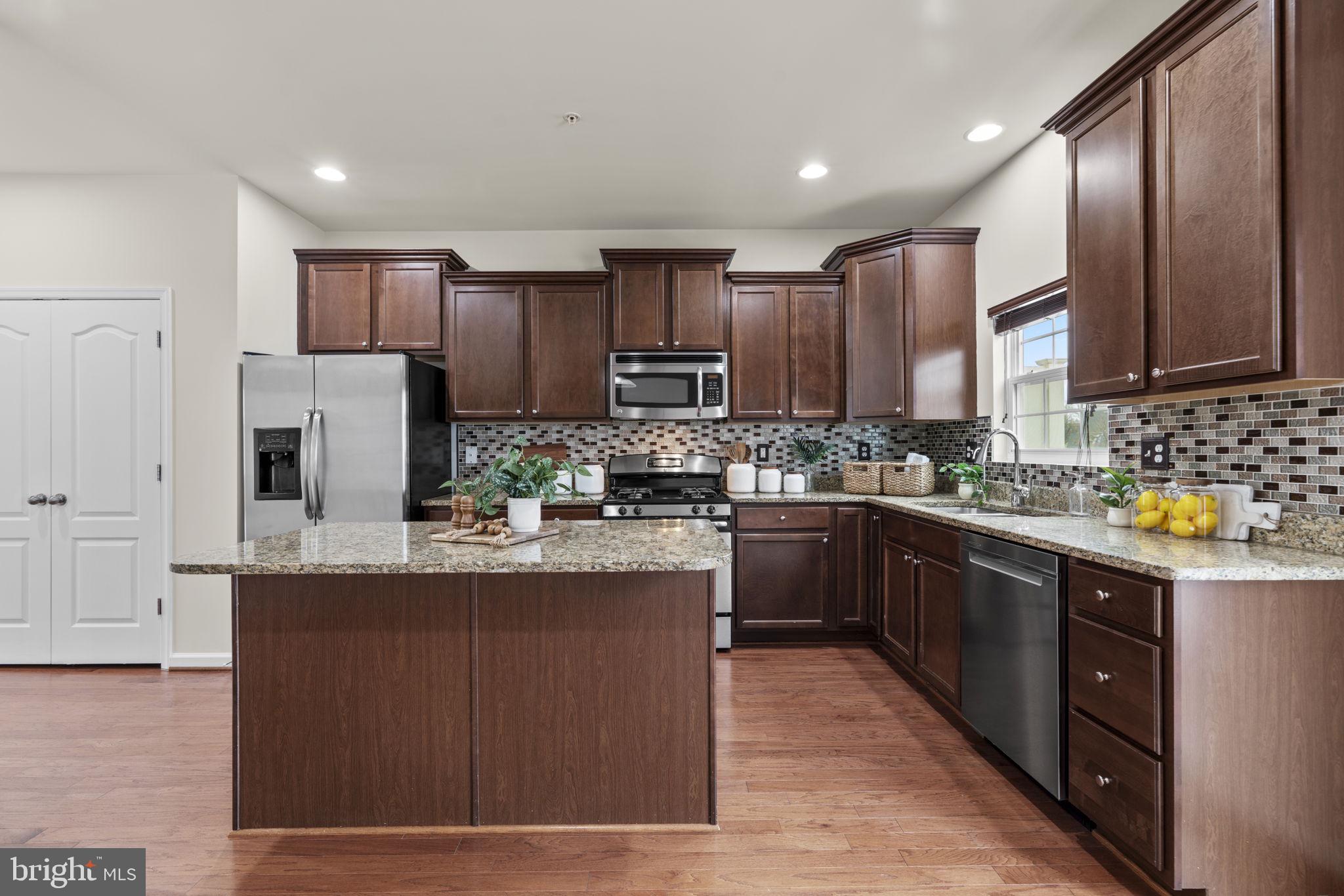 7707 Longbottom Road Elkridge, MD 21075 - Photo 5 of 48