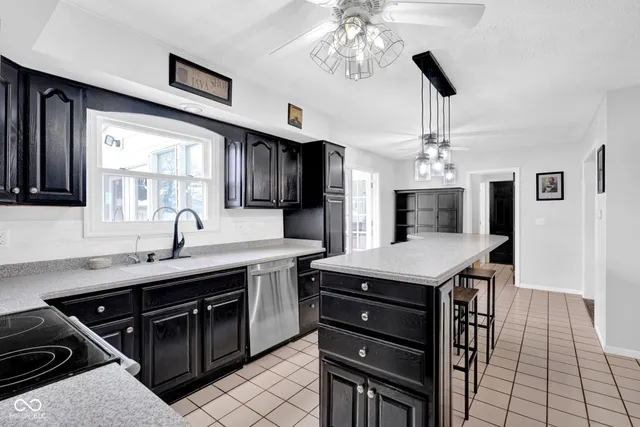 $369,900 | 595 Camelot Drive, Seymour, IN 47274