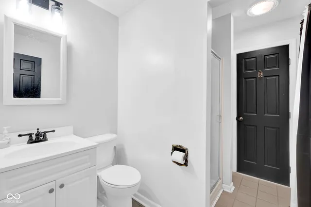 $369,900 | 595 Camelot Drive, Seymour, IN 47274