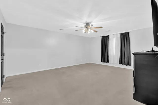 $369,900 | 595 Camelot Drive, Seymour, IN 47274