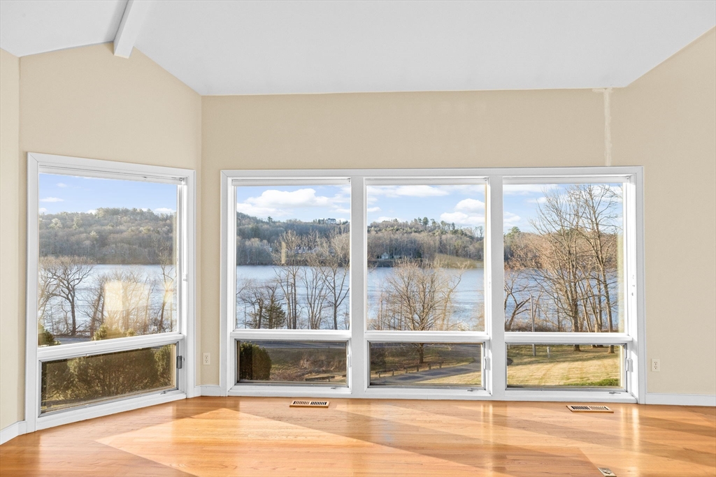 56 River Road Merrimac, MA 01860 - Photo 16 of 42 Gallery Image 16