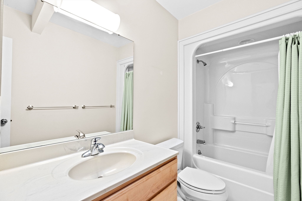 56 River Road Merrimac, MA 01860 - Photo 5 of 42 Gallery Image 5