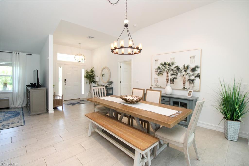 721 Logan Boulevard South Naples, FL 34119 - Photo 16 of 50