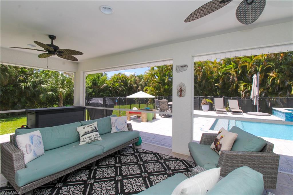 721 Logan Boulevard South Naples, FL 34119 - Photo 46 of 50