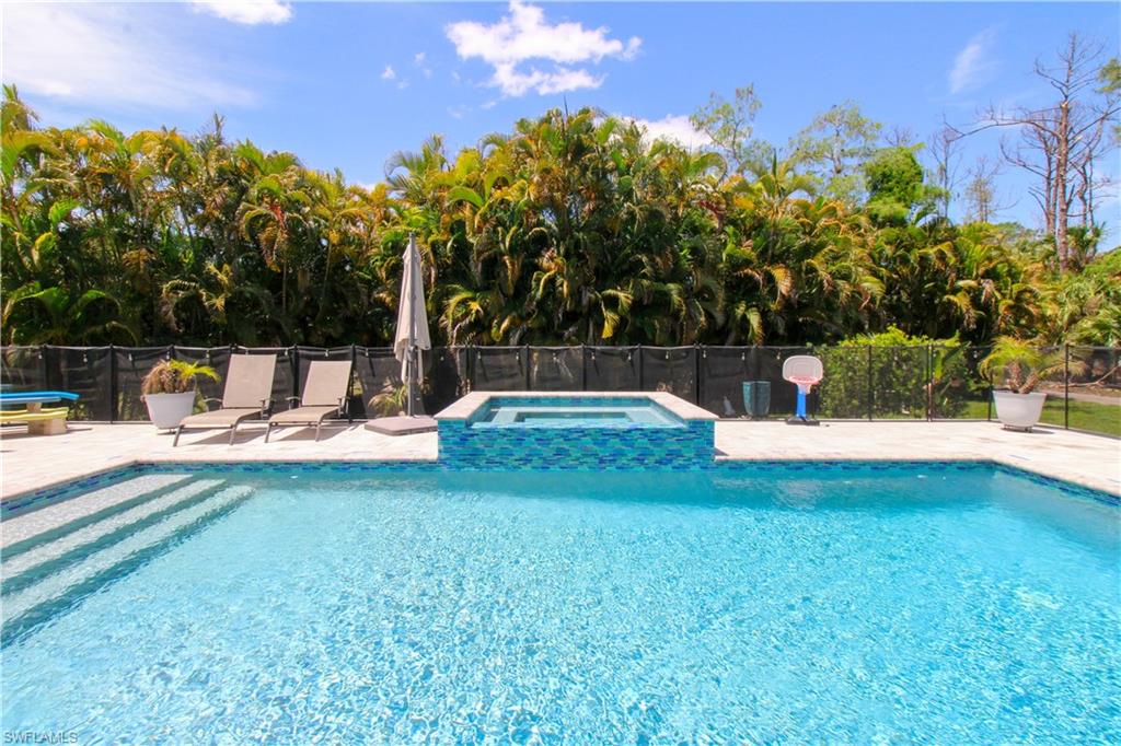 721 Logan Boulevard South Naples, FL 34119 - Photo 48 of 50