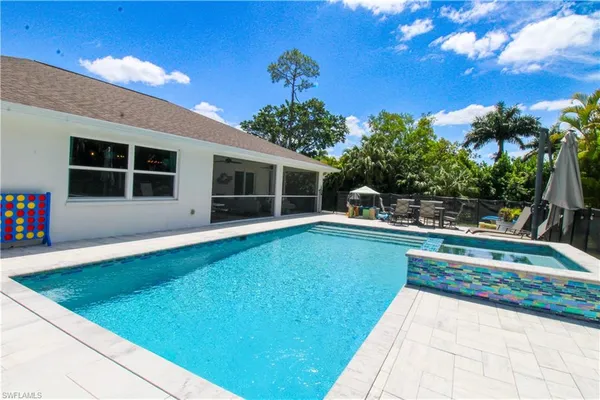 $5,495 | 721 Logan Boulevard South, Naples, FL 34119
