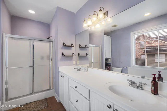 $229,500 | 14 Fleur De Lis, Hattiesburg, MS 39402