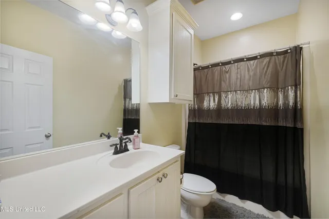 $229,500 | 14 Fleur De Lis, Hattiesburg, MS 39402