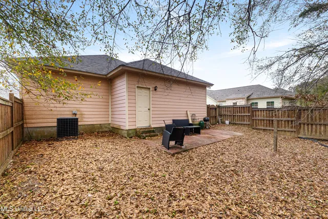 $229,500 | 14 Fleur De Lis, Hattiesburg, MS 39402