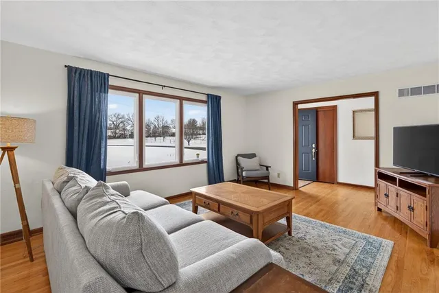 $259,000 | 542 Maple Avenue, Smithville, MO 64089